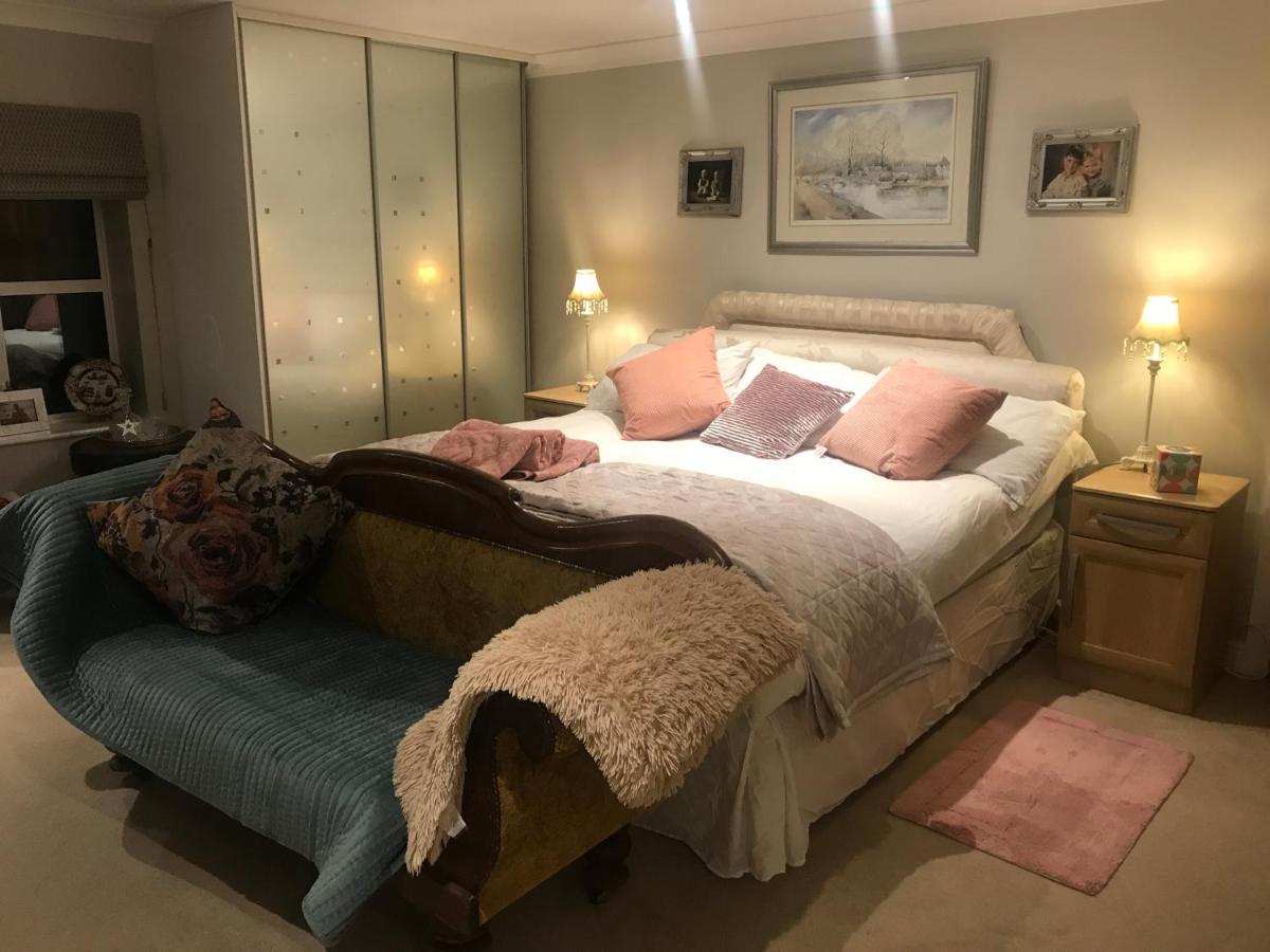 The Master Suite, Enjoy The Countryside In Style Ashover المظهر الخارجي الصورة
